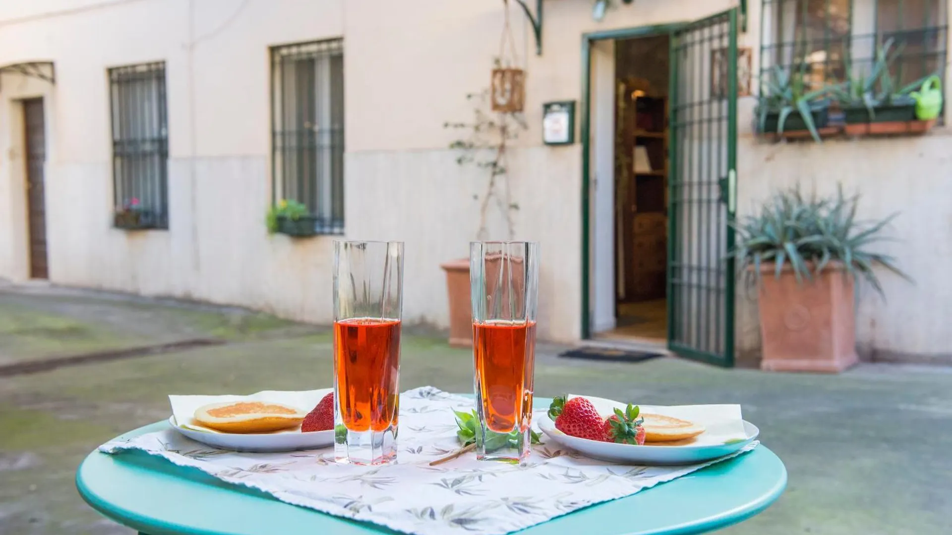 Apartment In The Center Of Rome Italy