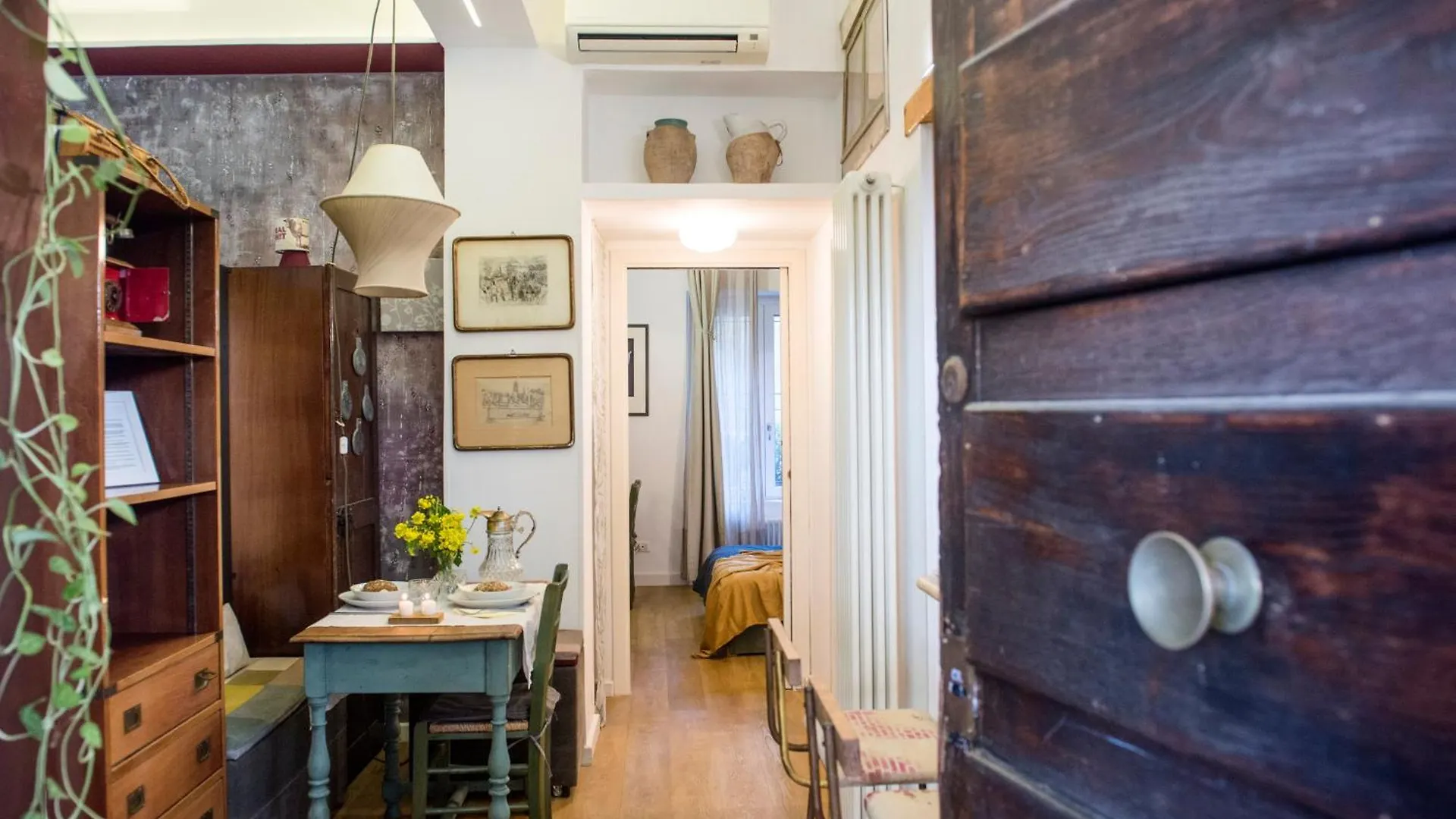 Apartment In The Center Of Rome